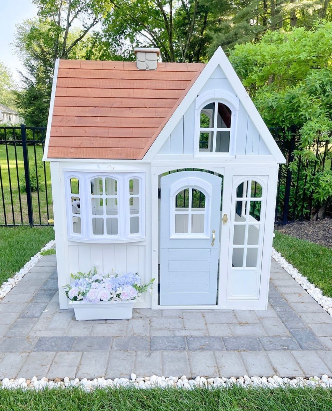 Kidkraft best sale cottage playhouse